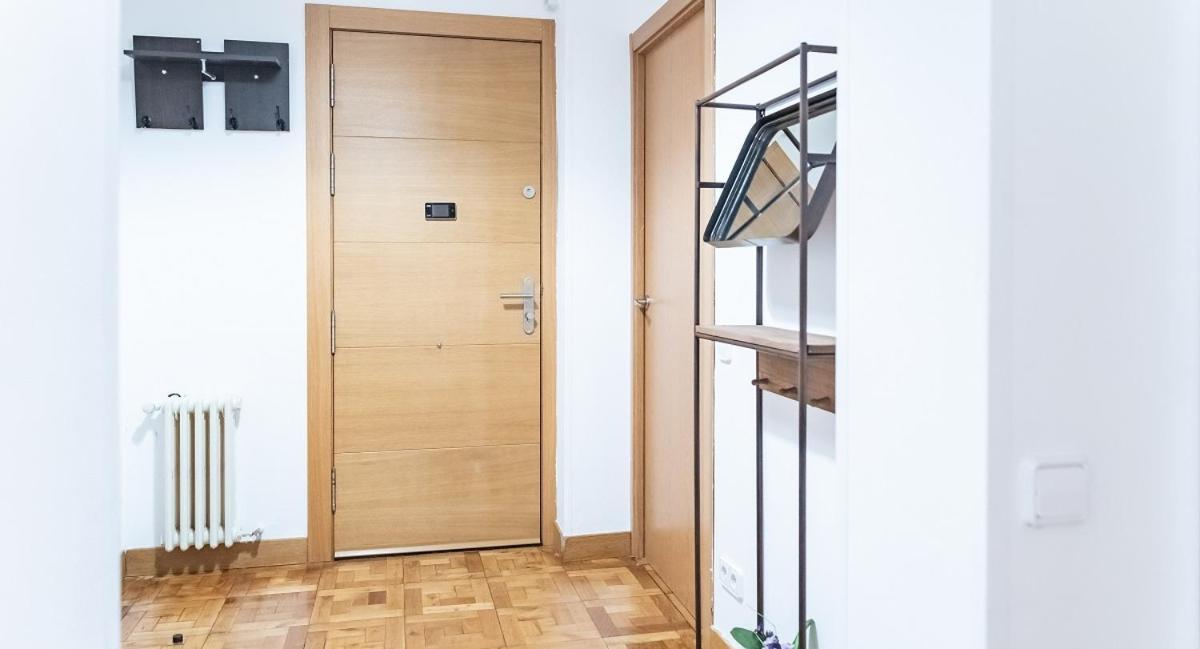 Adaptado Y Comodo Apartamento En Iturrama Pamplona Exterior foto
